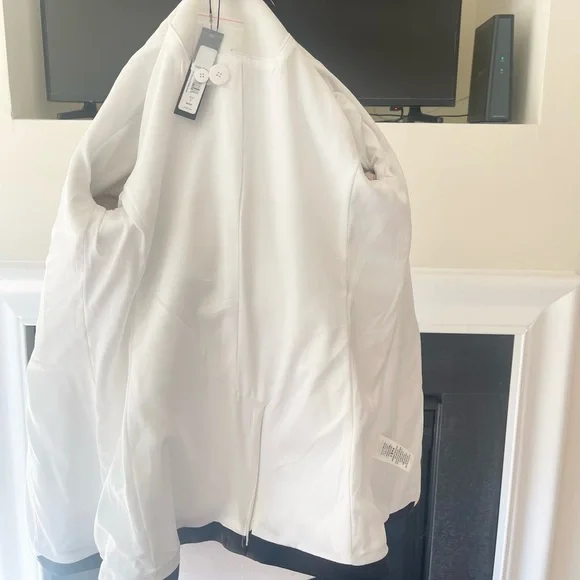 ALICE + OLIVIA Breann Fitted Contrast Trim Blazer NWT - Picture 9 of 16